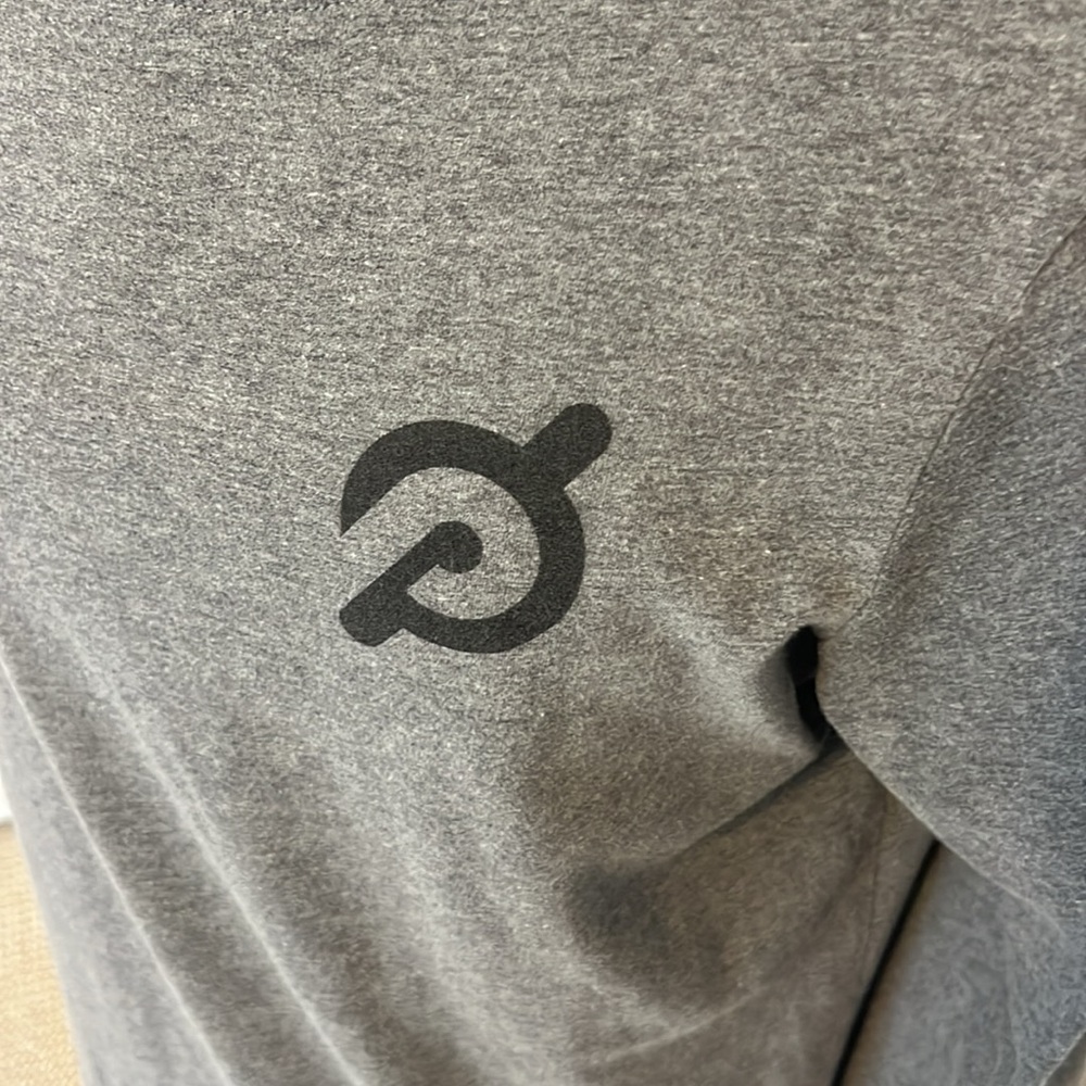 PELOTON Long Sleeve T-Shirt Top - Picture 2 of 8